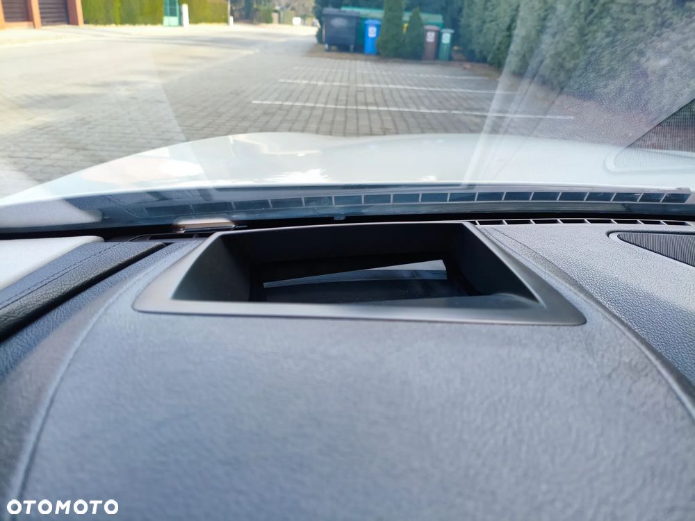 BMW Seria 6 640d - 25