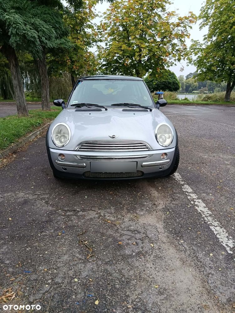 MINI Cooper Standard - 4