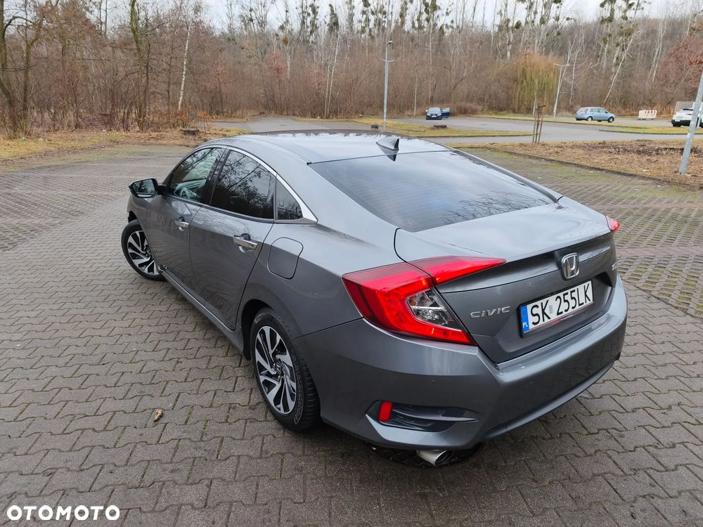 Honda Civic 1.5 T Executive CVT - 13