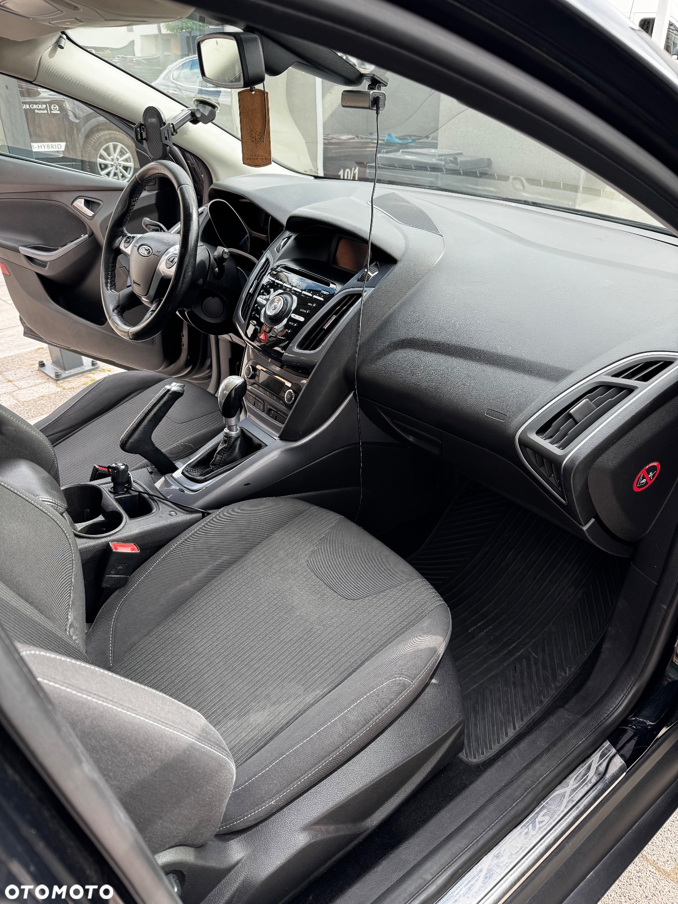 Ford Focus 1.6 EcoBoost Titanium - 24