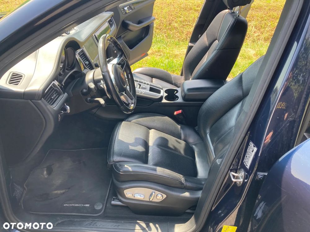 Porsche Macan - 25