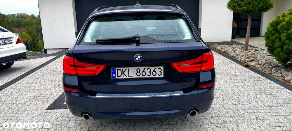 BMW Seria 5 520d Luxury Line - 12