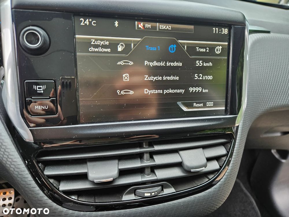 Peugeot 2008 e-HDi FAP 115 STOP & START Allure - 20