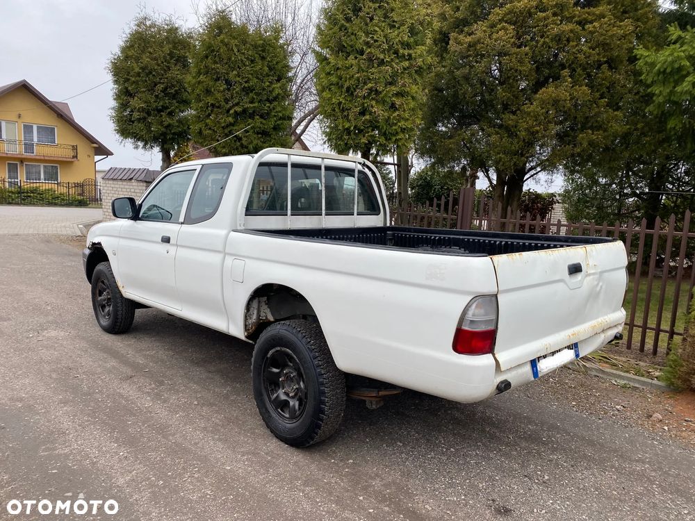 Mitsubishi L200 Pick Up 4x4 Magnum Club Cab - 7