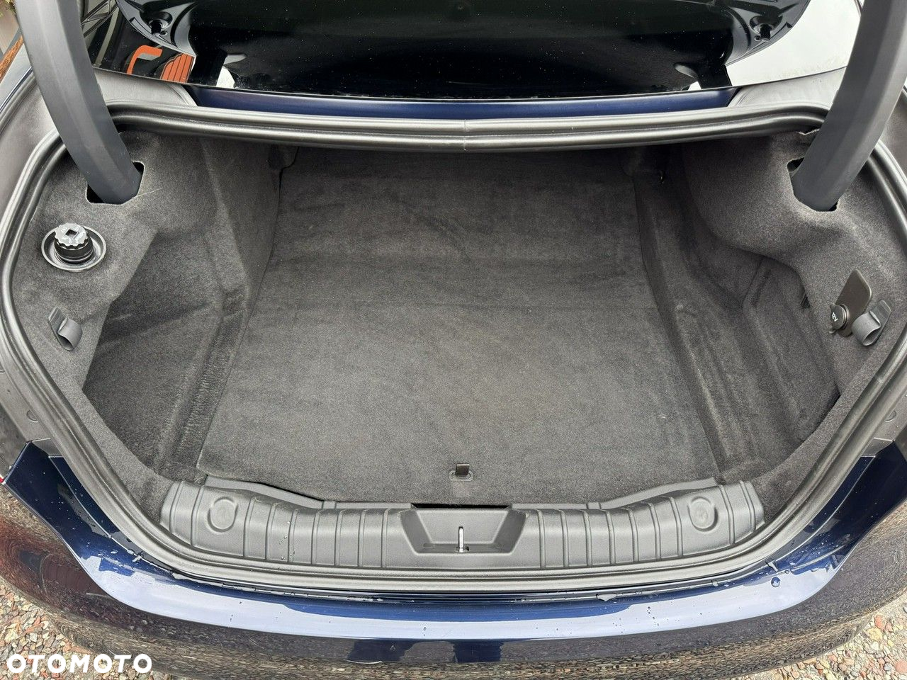 Jaguar XF 2.0 i4D AWD R-Sport - 37