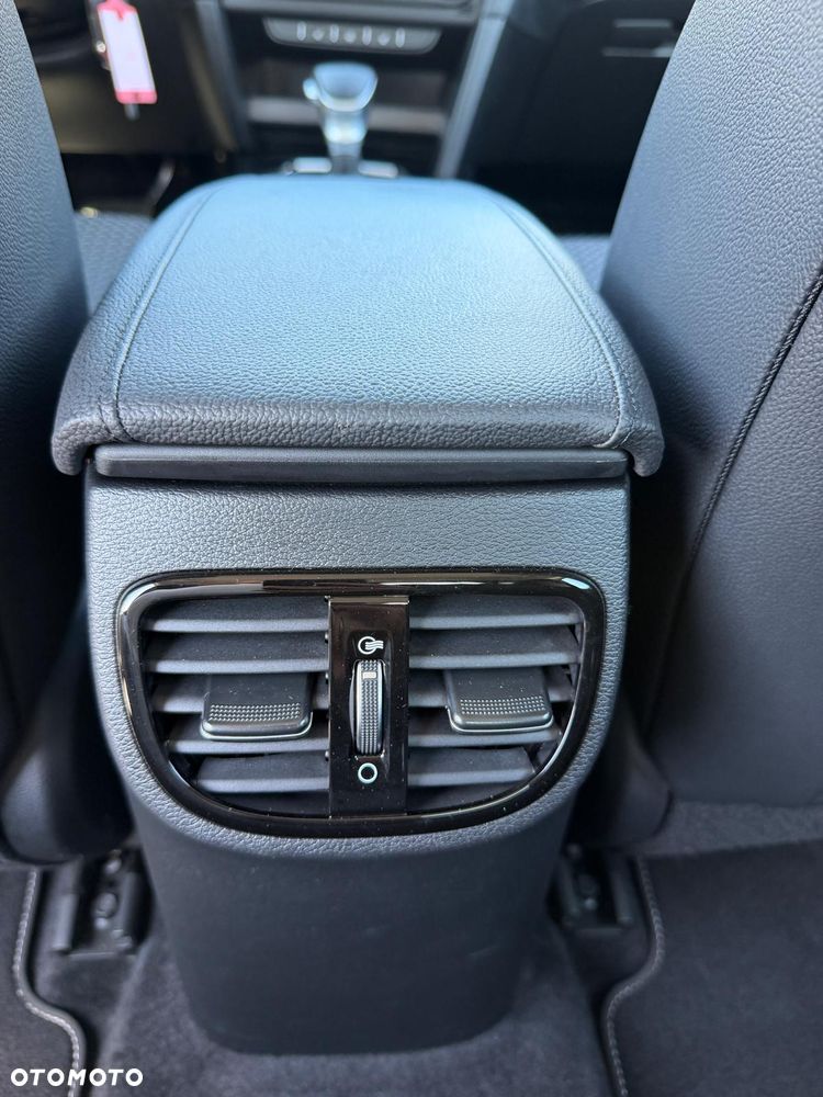 Kia XCeed 1.5 T-GDI OPF DCT7 PLATINUM EDITION - 28