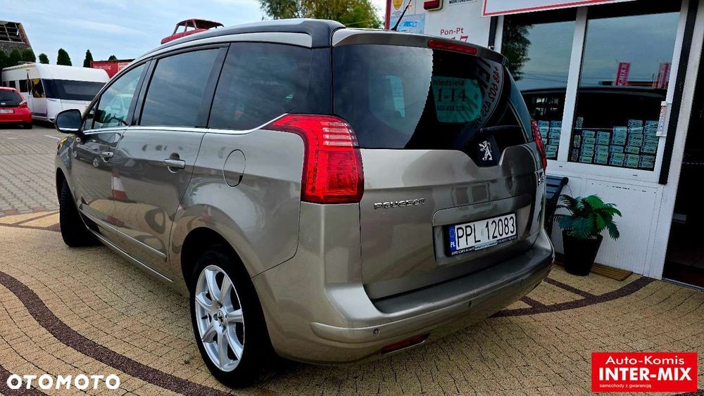 Peugeot 5008 - 5