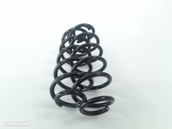 Mola Suspensao Tras Volkswagen Golf Vi (5K1) - 1
