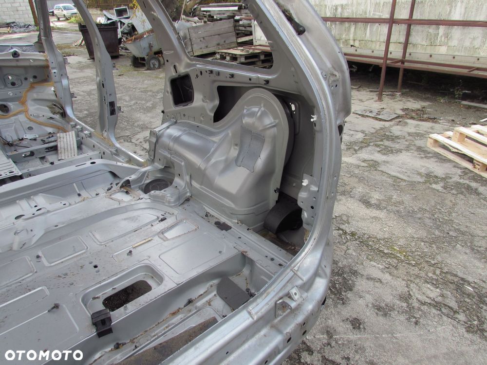 VOLVO XC90 02-14 477 CWIARTKA DUPA BLOTNIK TYL PRAWY CIETY POMORSKIE - 4