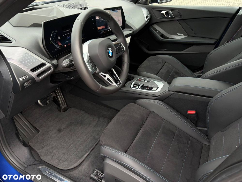 BMW Seria 2 220d mHEV - 13