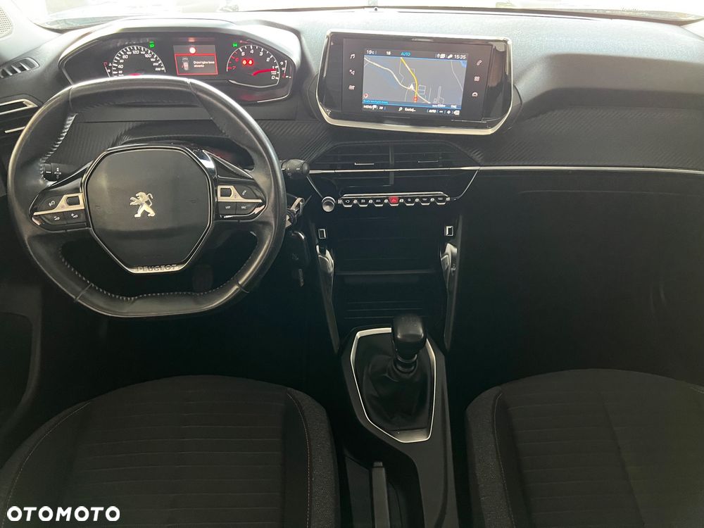 Peugeot 2008 - 25