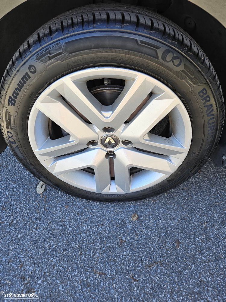 Renault Clio 1.5 Blue dCi Intens - 13