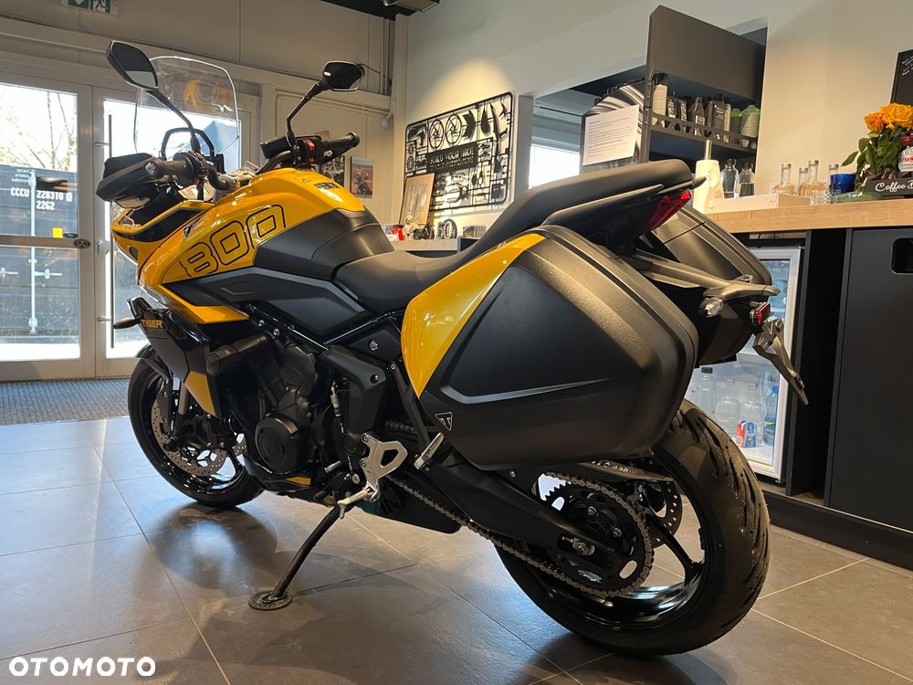 Triumph Tiger - 7
