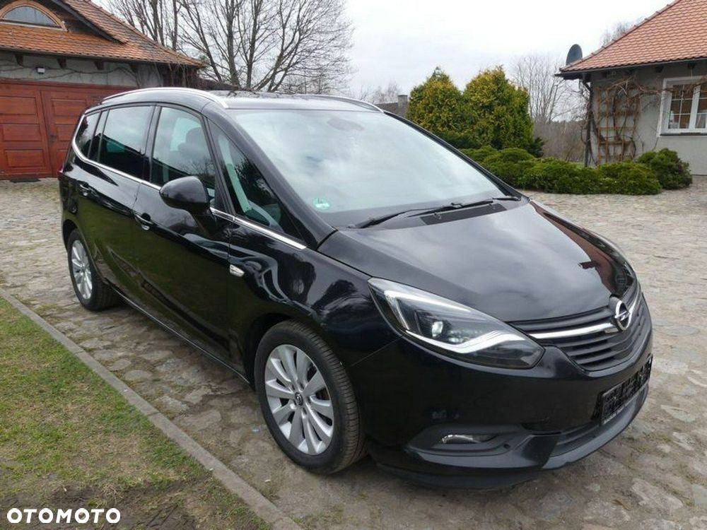 Opel Zafira Tourer 2.0 CDTI Automatik Edition - 2