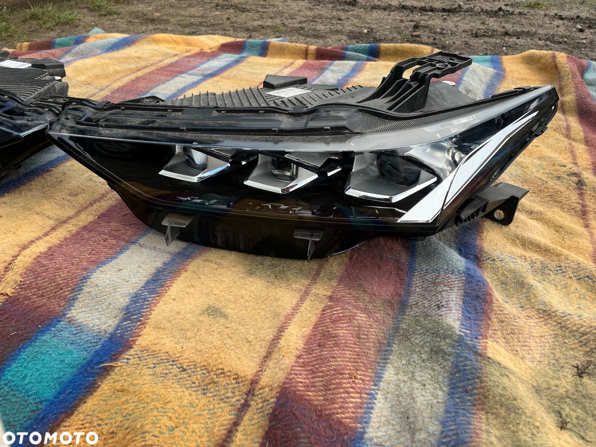 Lampa przód Prawa Lewa DS4 II Matrix - 2