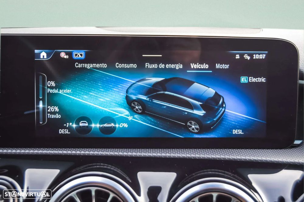 Mercedes-Benz A 250 e - 26