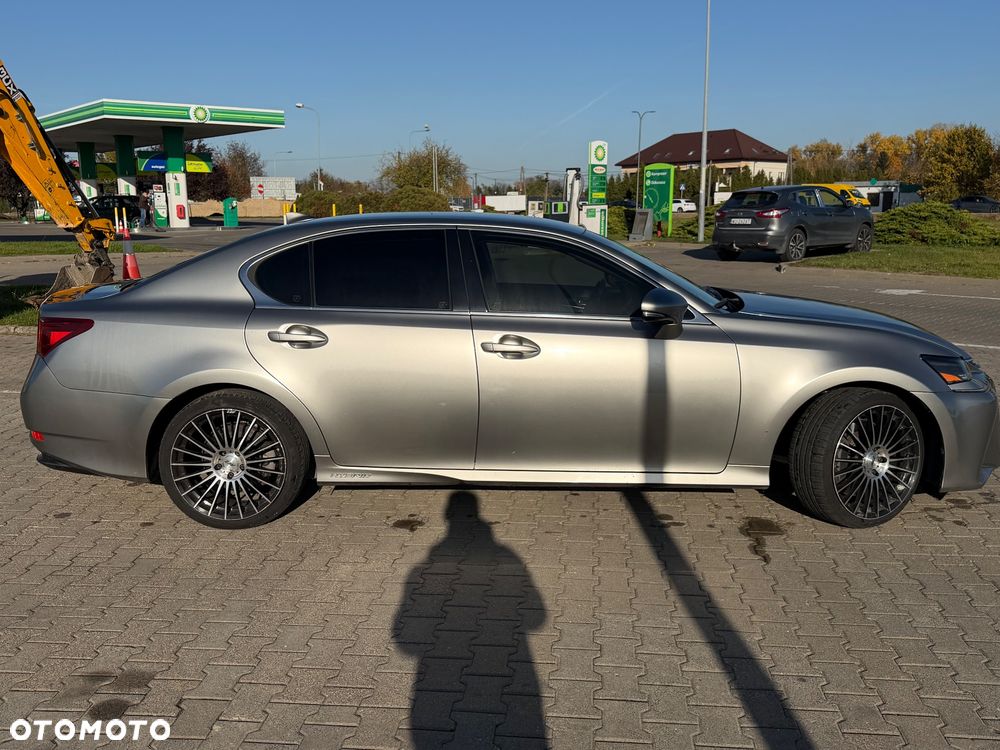 Lexus GS - 3