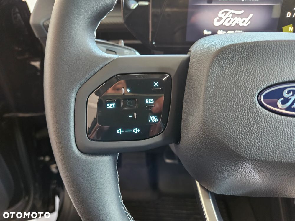 Ford Explorer 79kWh Premium RWD - 24