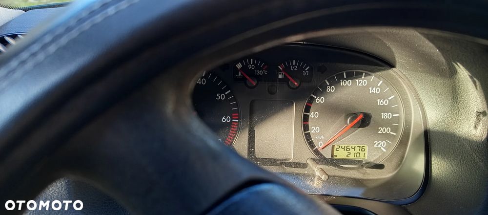 Volkswagen Golf 1.4 Q - 3