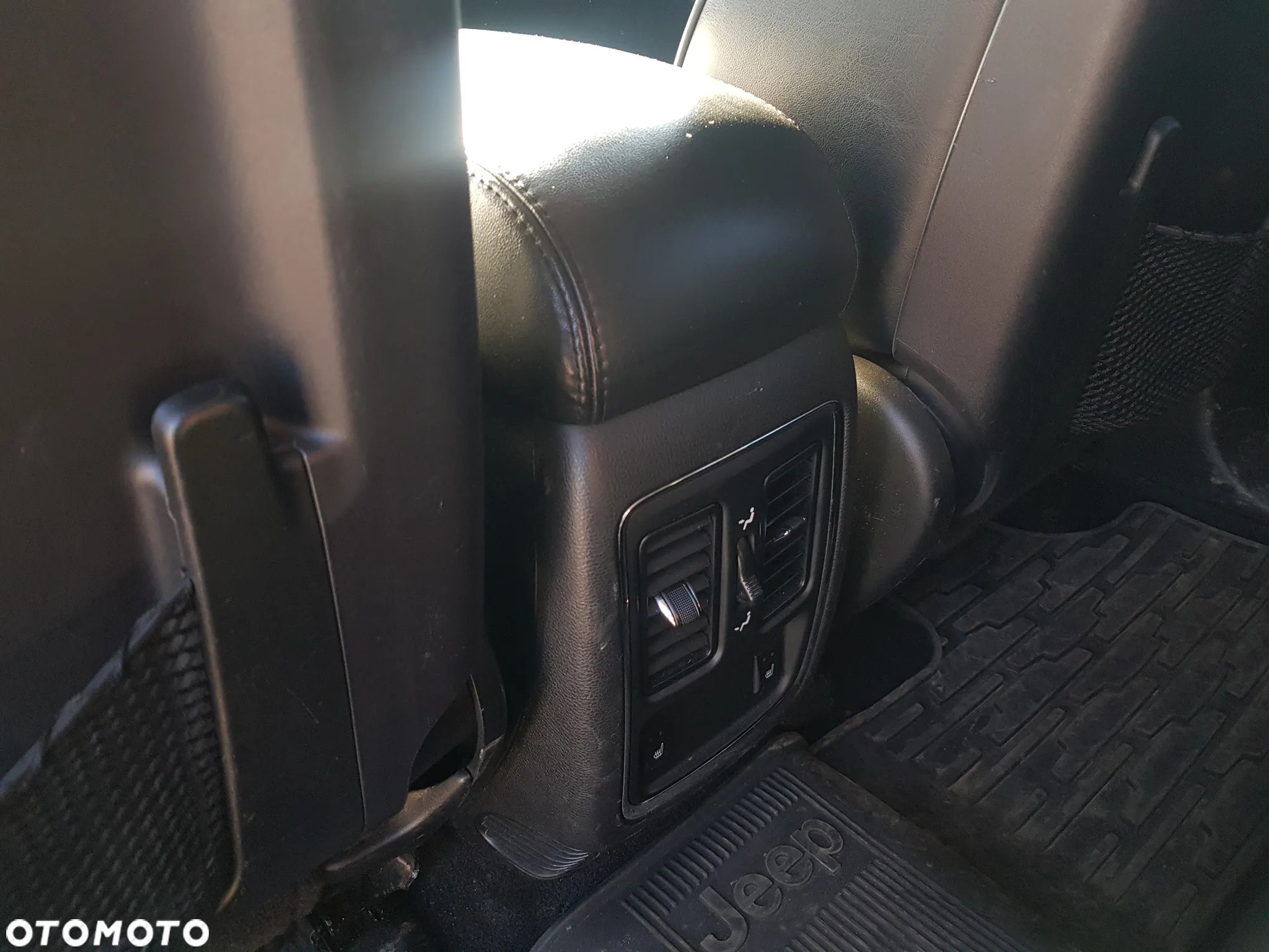 Jeep Grand Cherokee 3.0 CRD Overland - 11