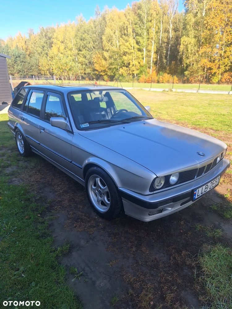 BMW E30 1990 photo 4