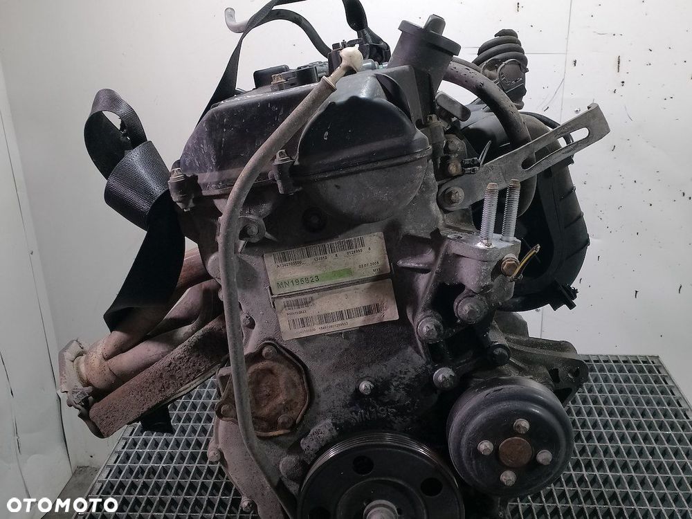 SILNIK MITSUBISHI COLT VI MN195823 1.1 - 9