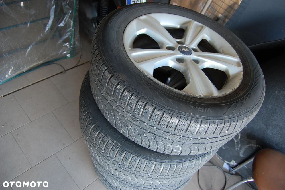 Ford Kuga 2.0 TDCi 4x4 ST-Line - 28