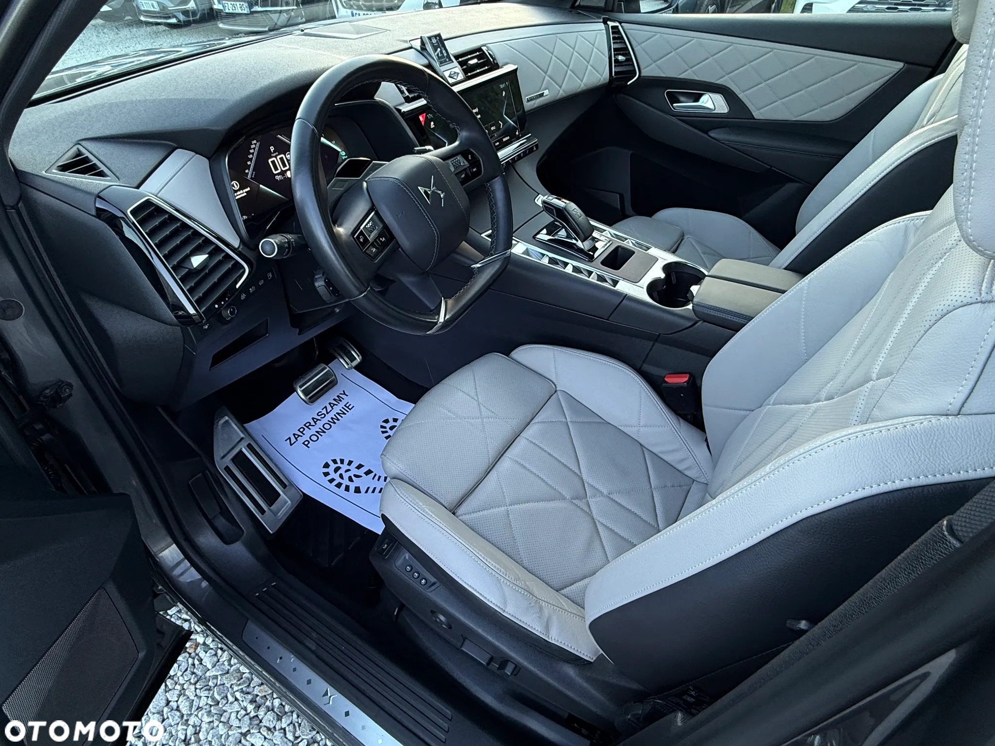 DS Automobiles DS 7 Crossback 1.6 E-Tense 4x4 Grand Chic - 26