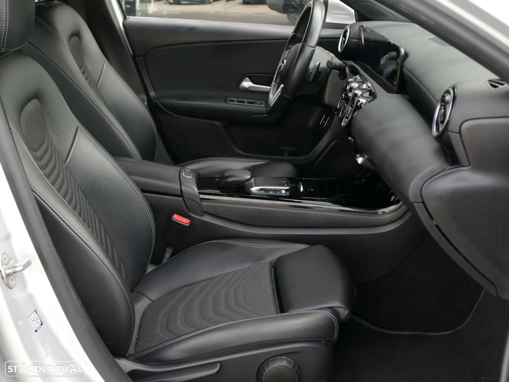 Mercedes-Benz A 250 Limousine e Style Plus - 27