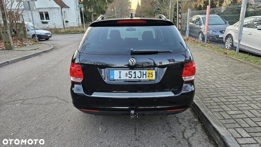 Volkswagen Golf 2.0 TDI DPF Highline - 9