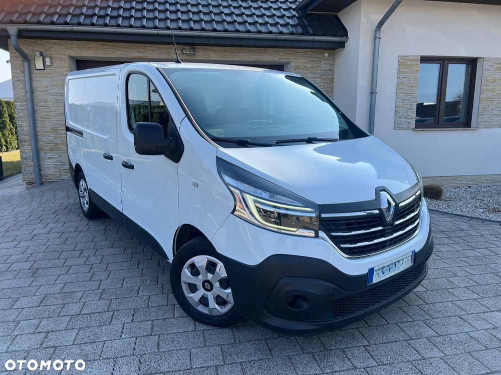 Renault TRAFIC - 1