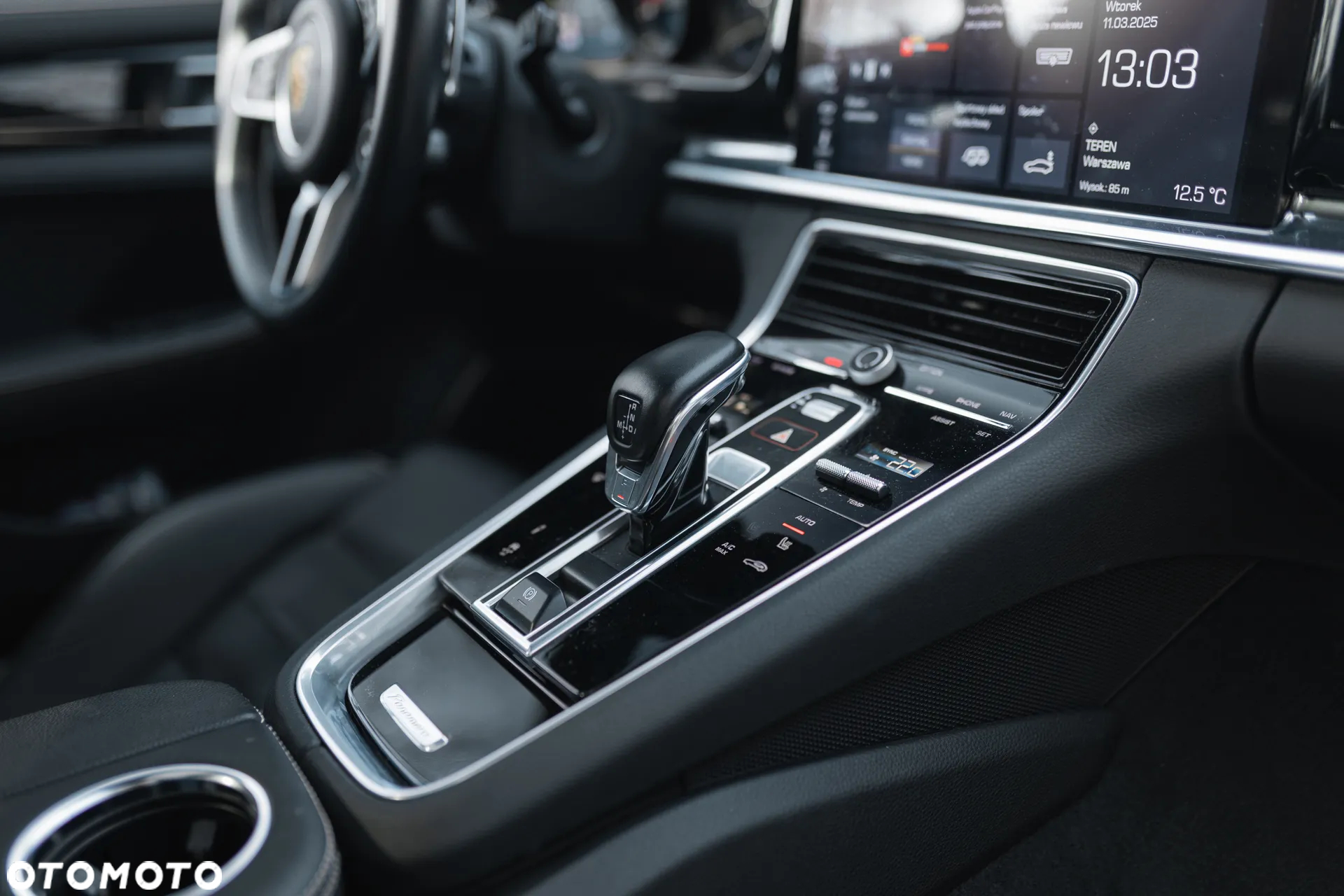 Porsche Panamera 4 - 16