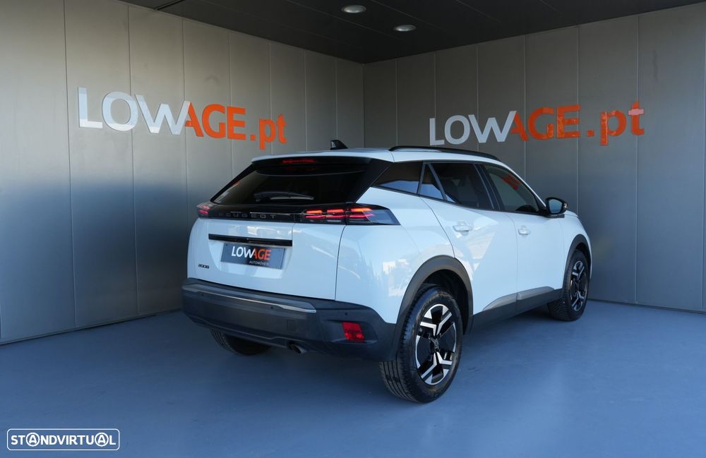 Peugeot 2008 1.2 PureTech Allure Pack - 4