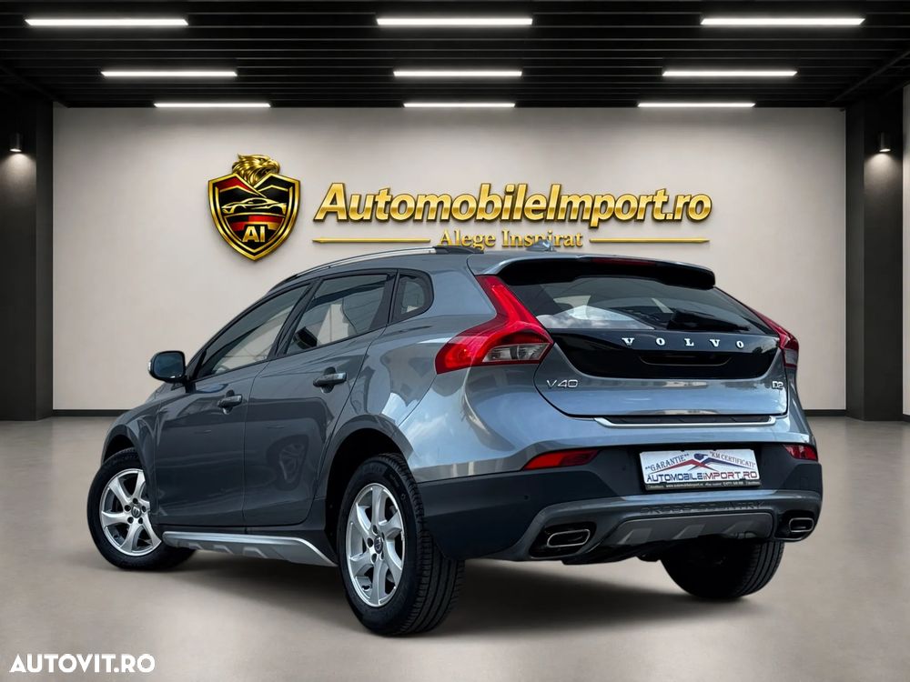 Volvo V40 D2 Powershift Momentum - 5