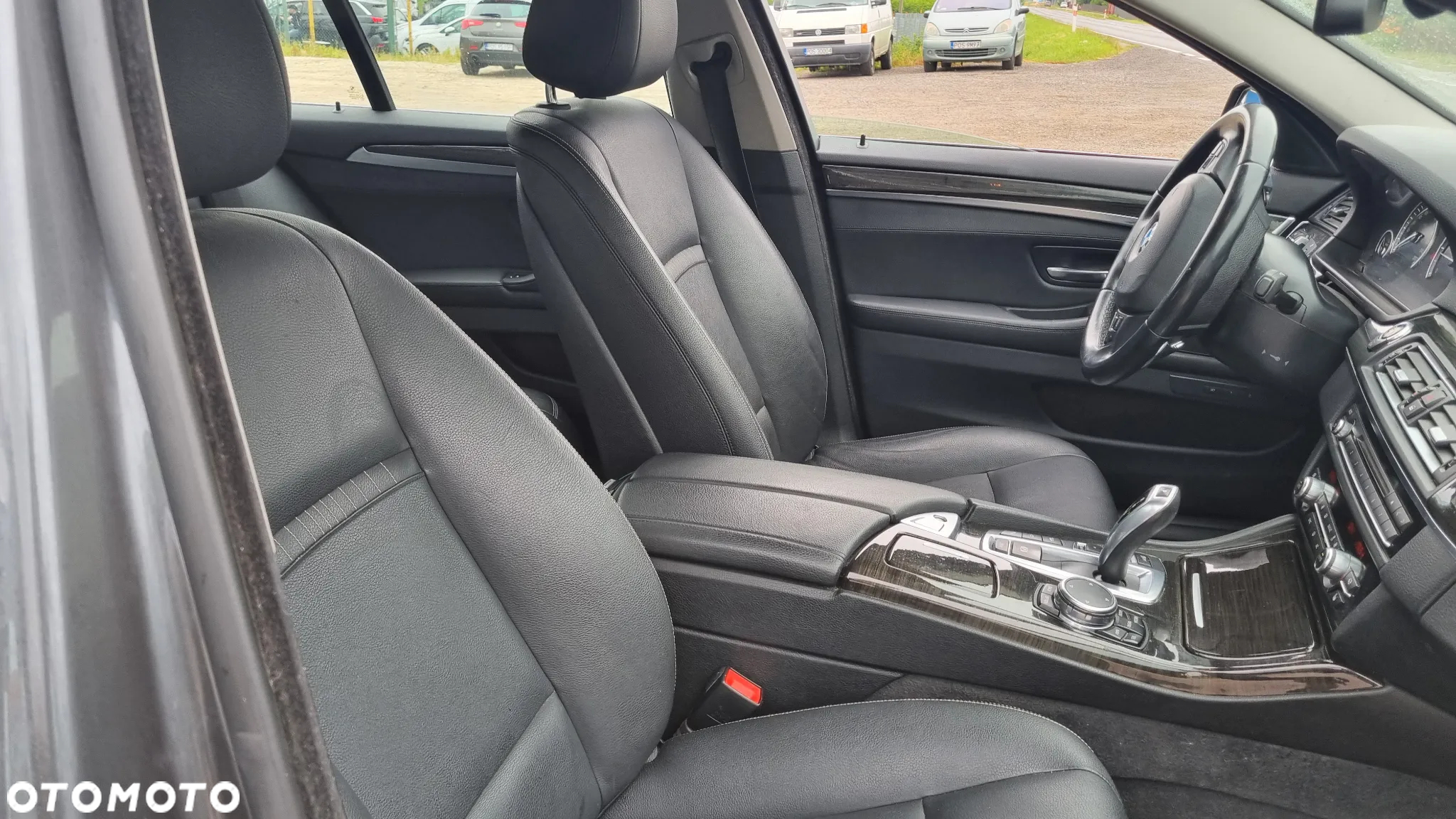 BMW Seria 5 520d Luxury Line - 21