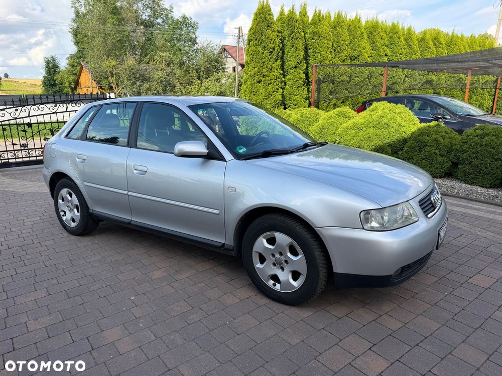 Audi A3 Sportback 1.6 Ambition - 10
