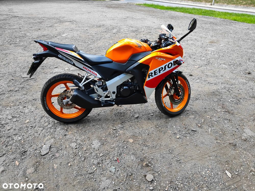 Honda CBR - 7