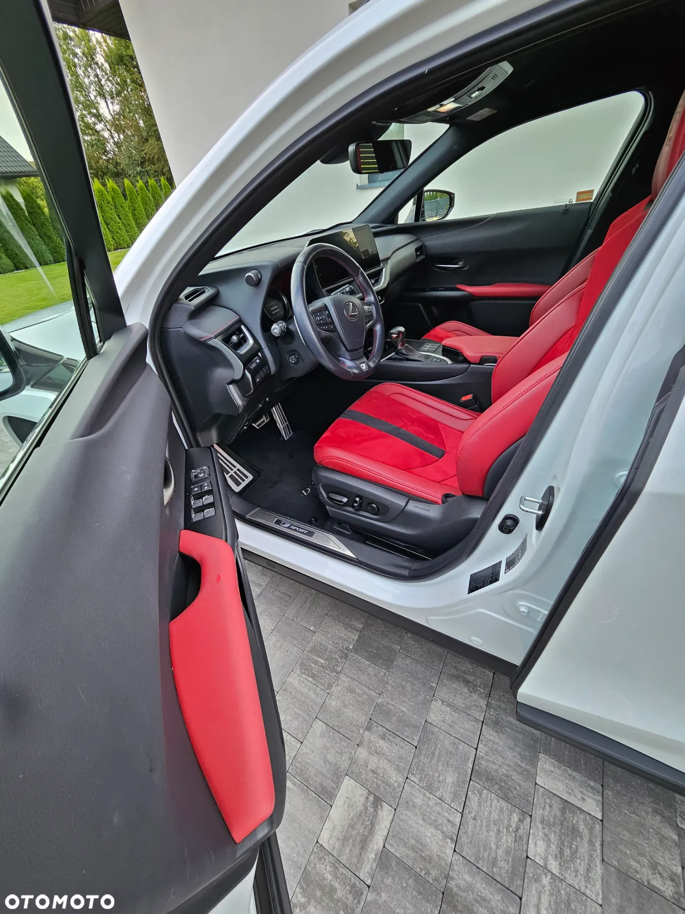 Lexus UX 250h GPF F Sport 2WD - 7