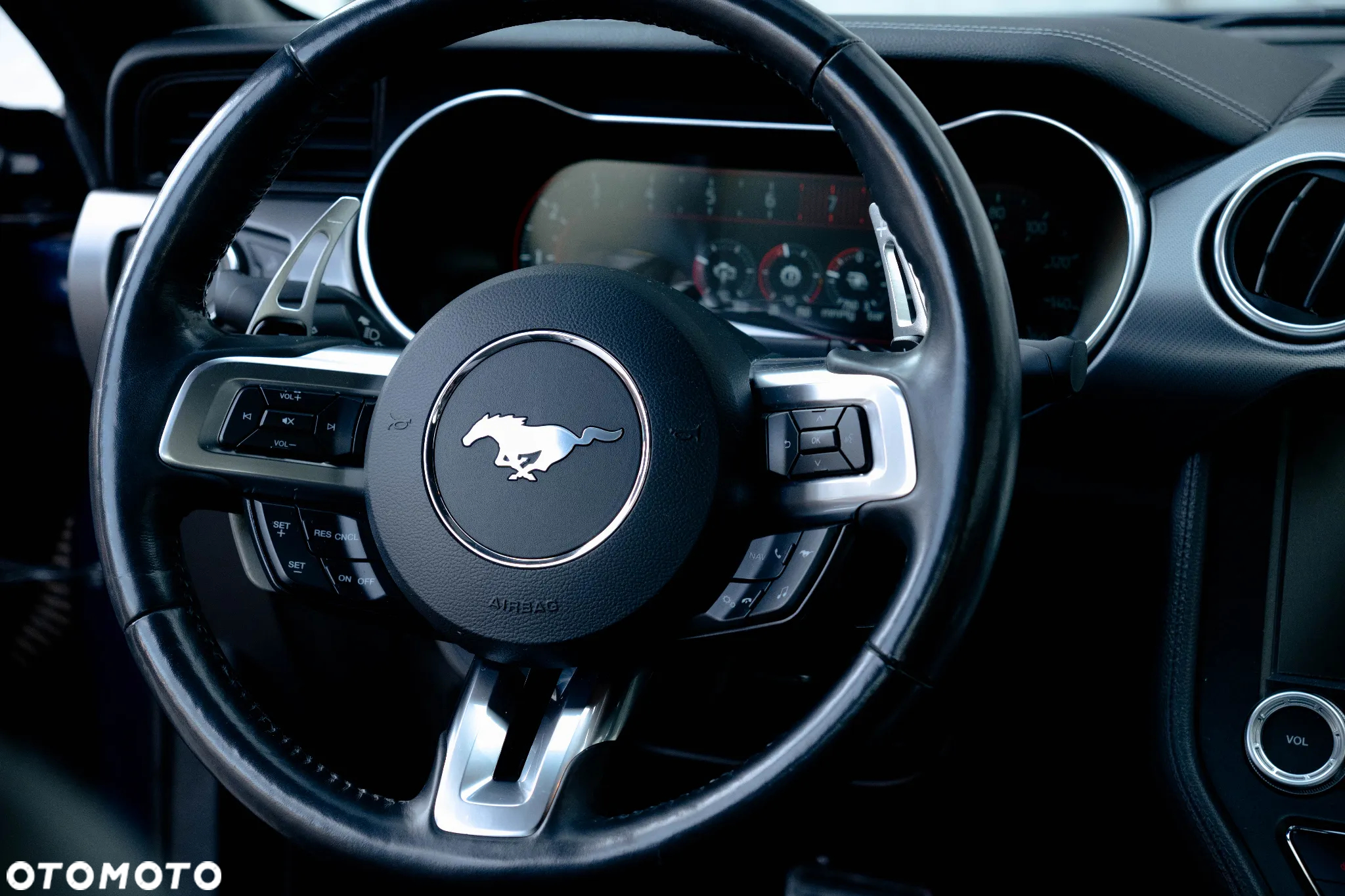 Ford Mustang 2.3 EcoBoost - 14