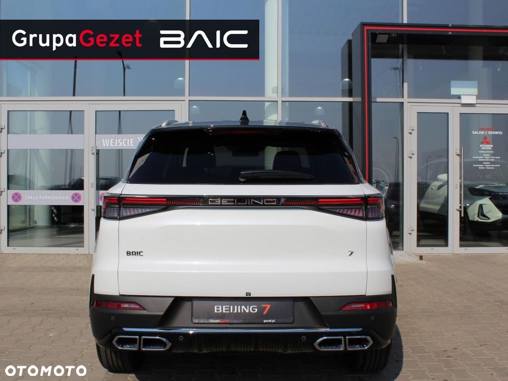 BAIC 7 - 7