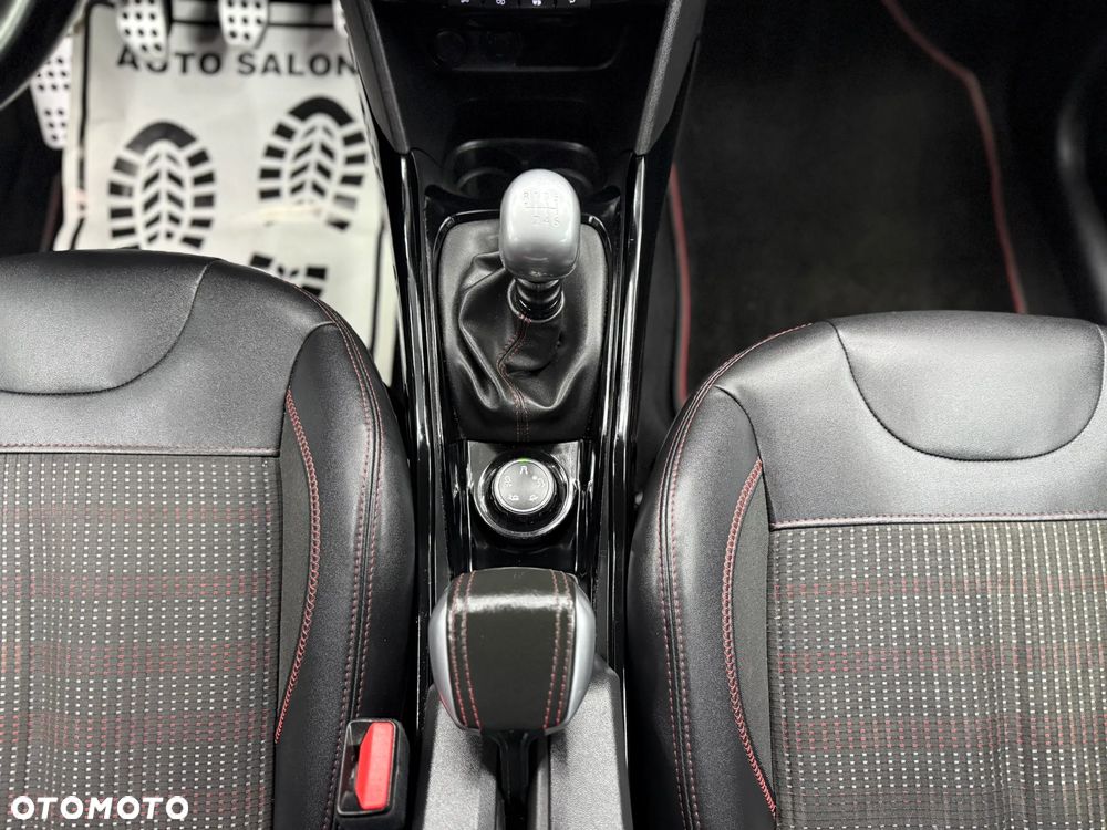 Peugeot 2008 PureTech 130 Stop&Start GT-Line Edition - 33