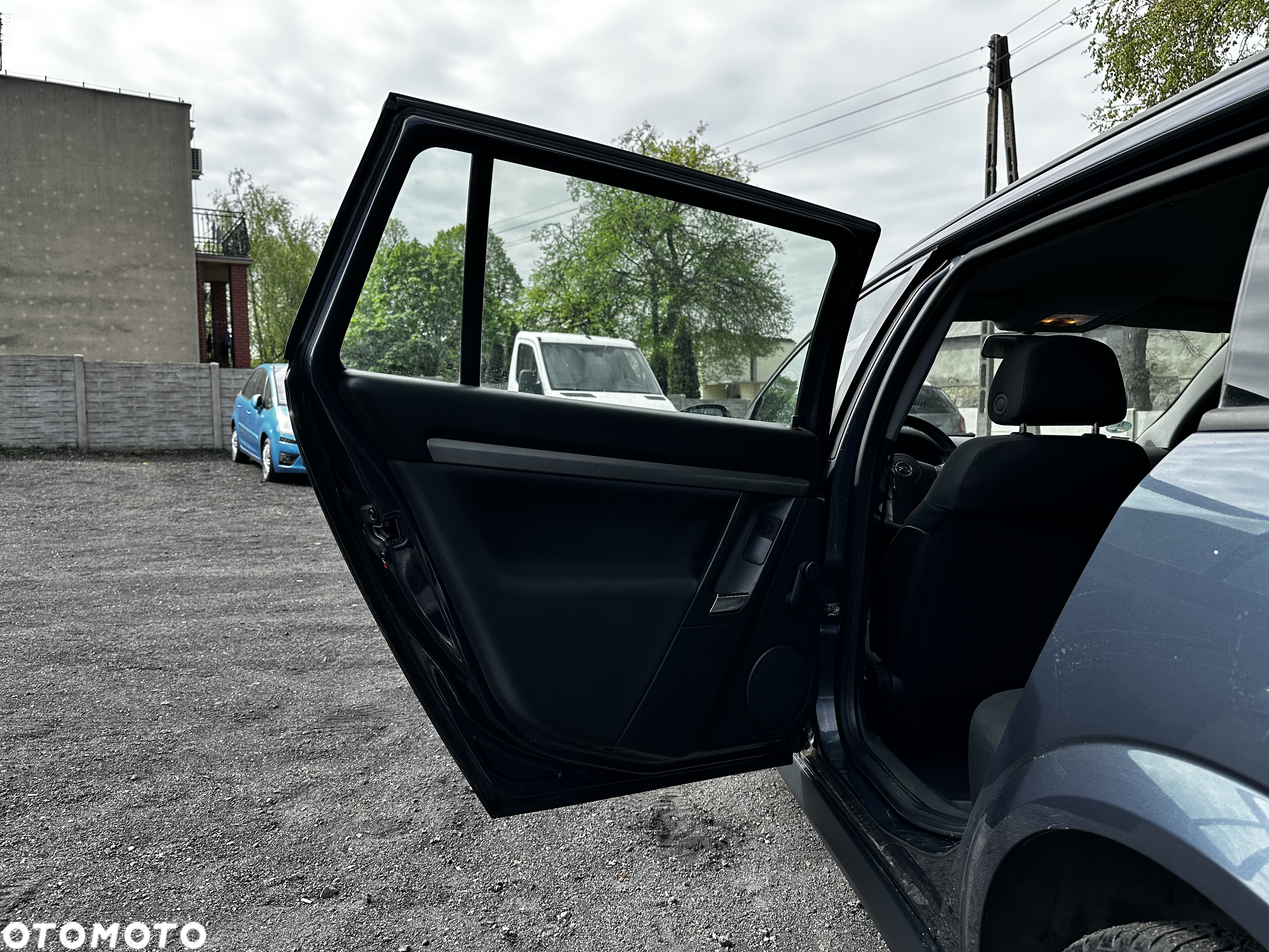 Opel Vectra 1.8 Caravan - 11
