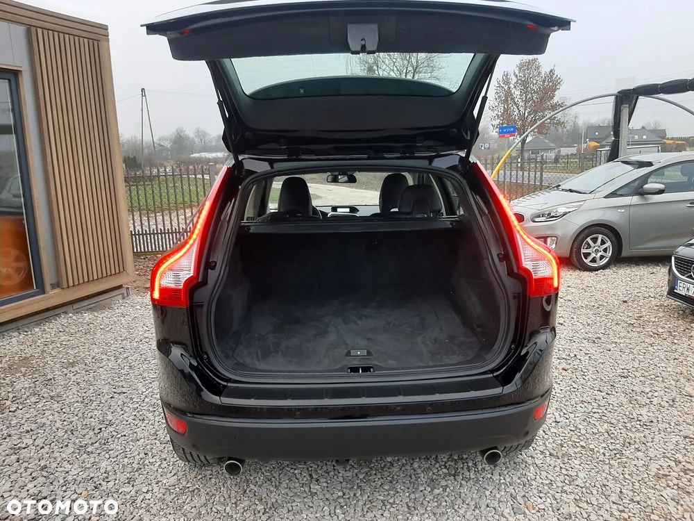 Volvo XC 60 D5 AWD Momentum - 7