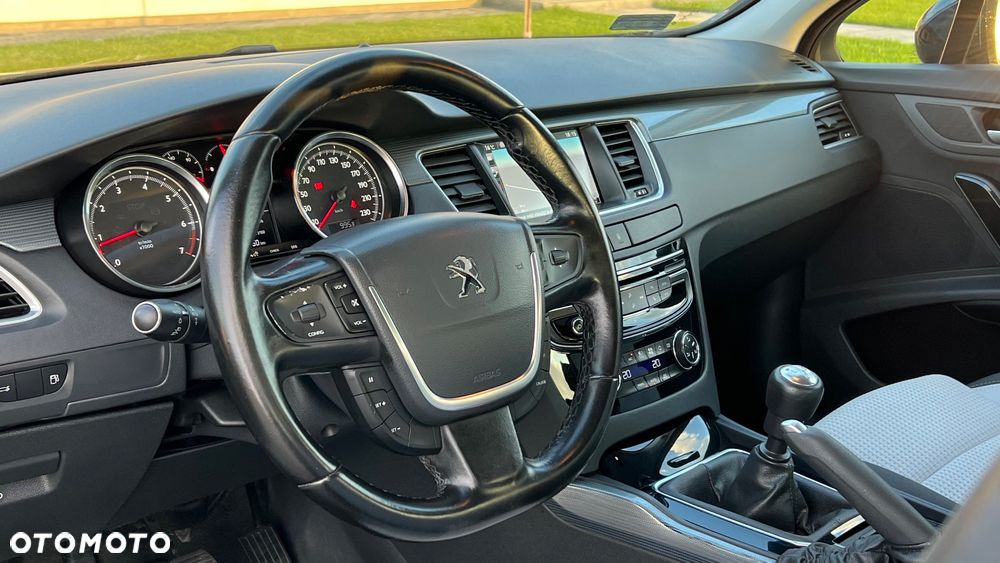 Peugeot 508 1.6 e-THP Allure S&S - 15