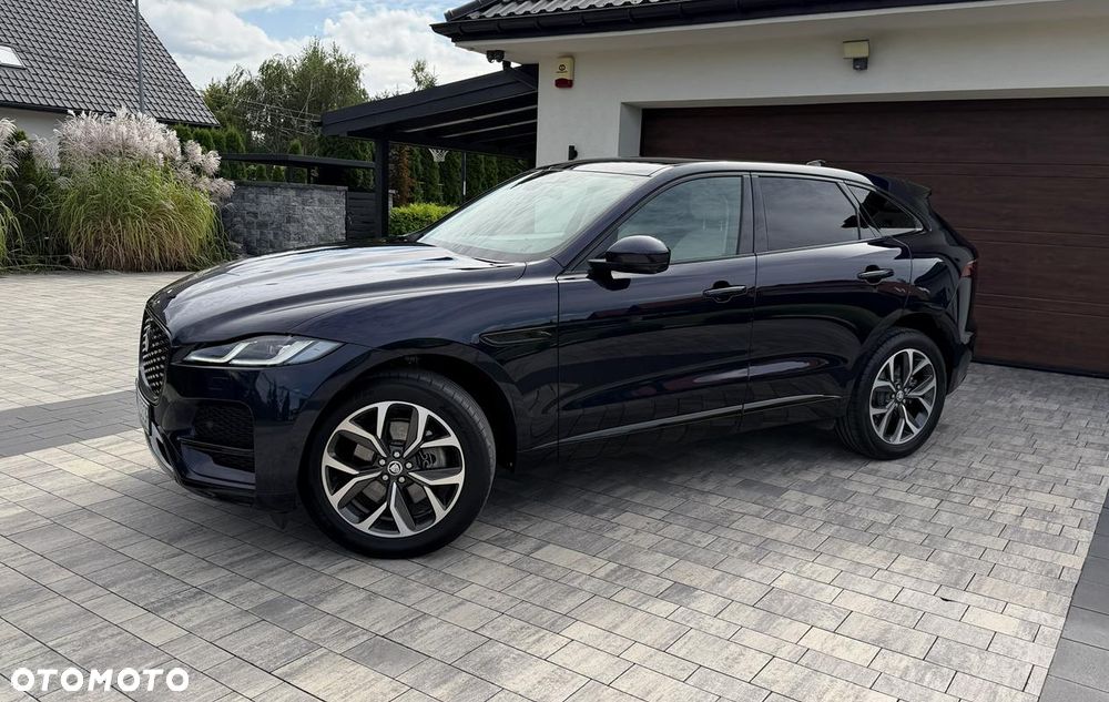 Jaguar F-Pace - 12