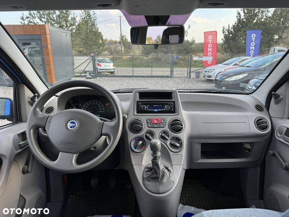 Fiat Panda 1.1 Active dla kobiet - 18