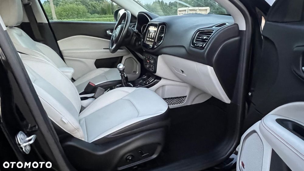 Jeep Compass 2.0 MultiJet Active Drive Limited - 35