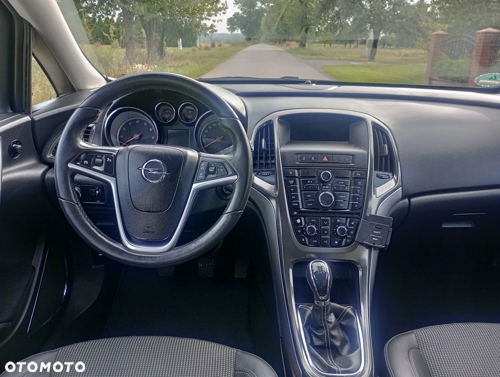 Opel Astra 1.4 Turbo Cosmo - 7