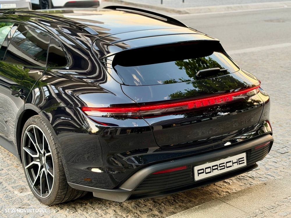 Porsche Taycan Sport Turismo 4S - 17