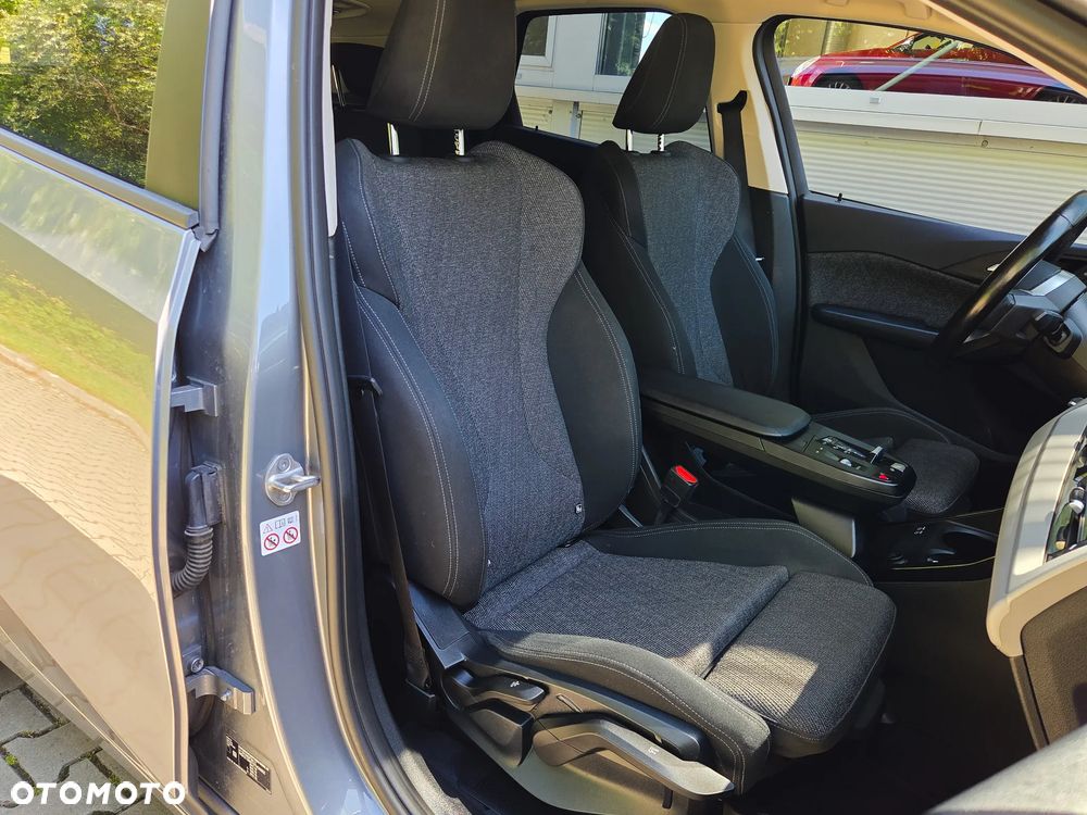 BMW Seria 2 218i sport - 21